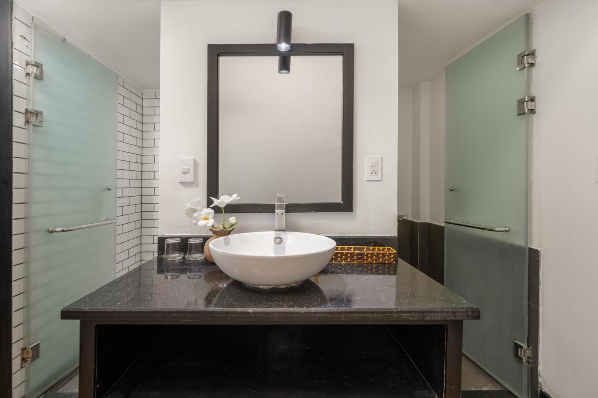 Kly Boutique Hotel Хуе Екстериор снимка