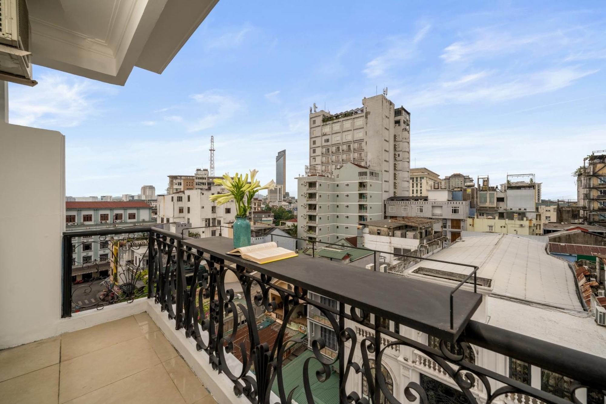 Kly Boutique Hotel Хуе Екстериор снимка